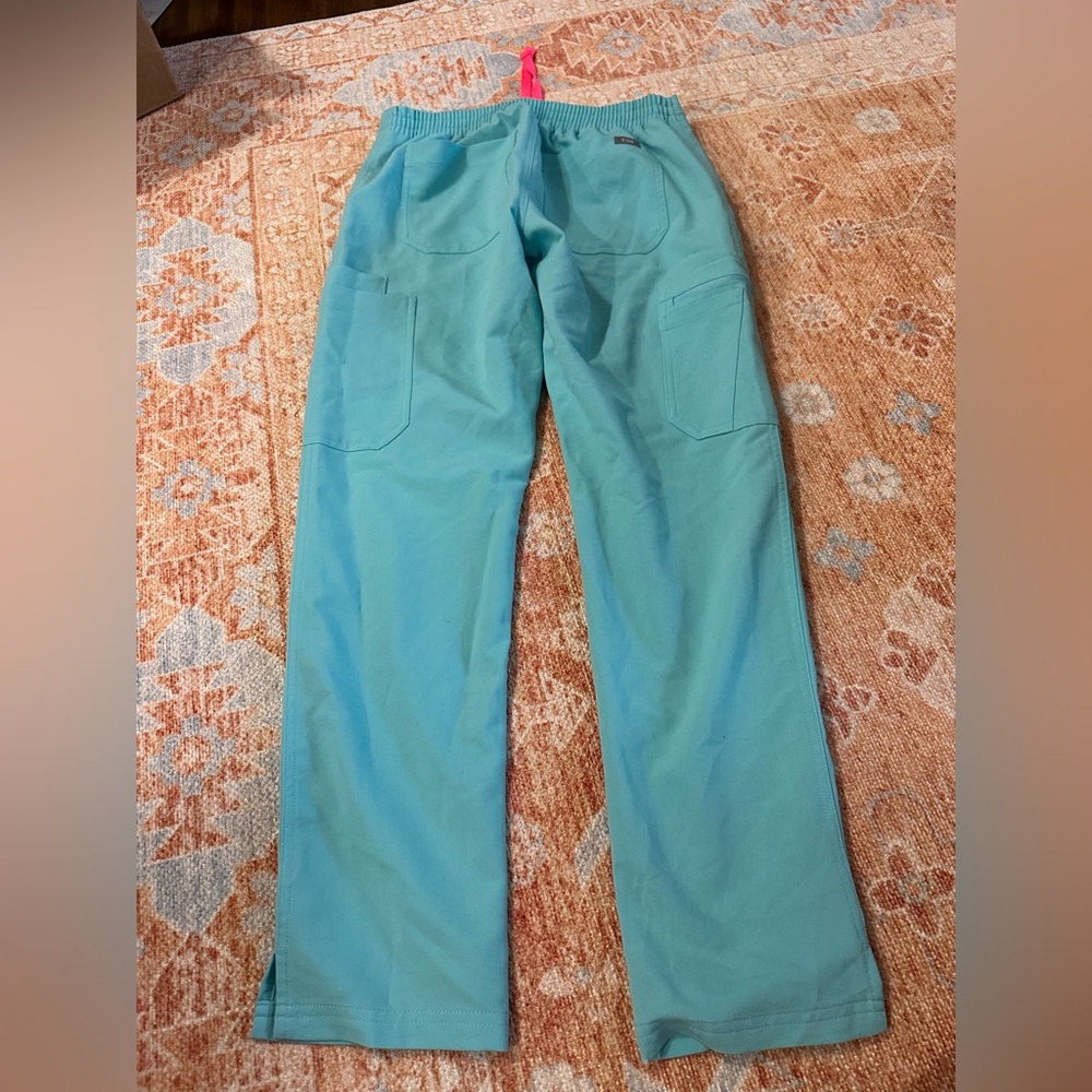 Figs yola skinny scrub pants neon blue rare limited edition size XS/P - Picture 6 of 9